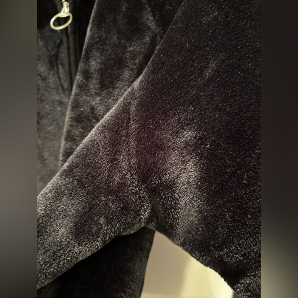 Hollister Womens Warm COZY Plush VELOUR Jacket Mock Neck Black Large - Picture 4 of 9